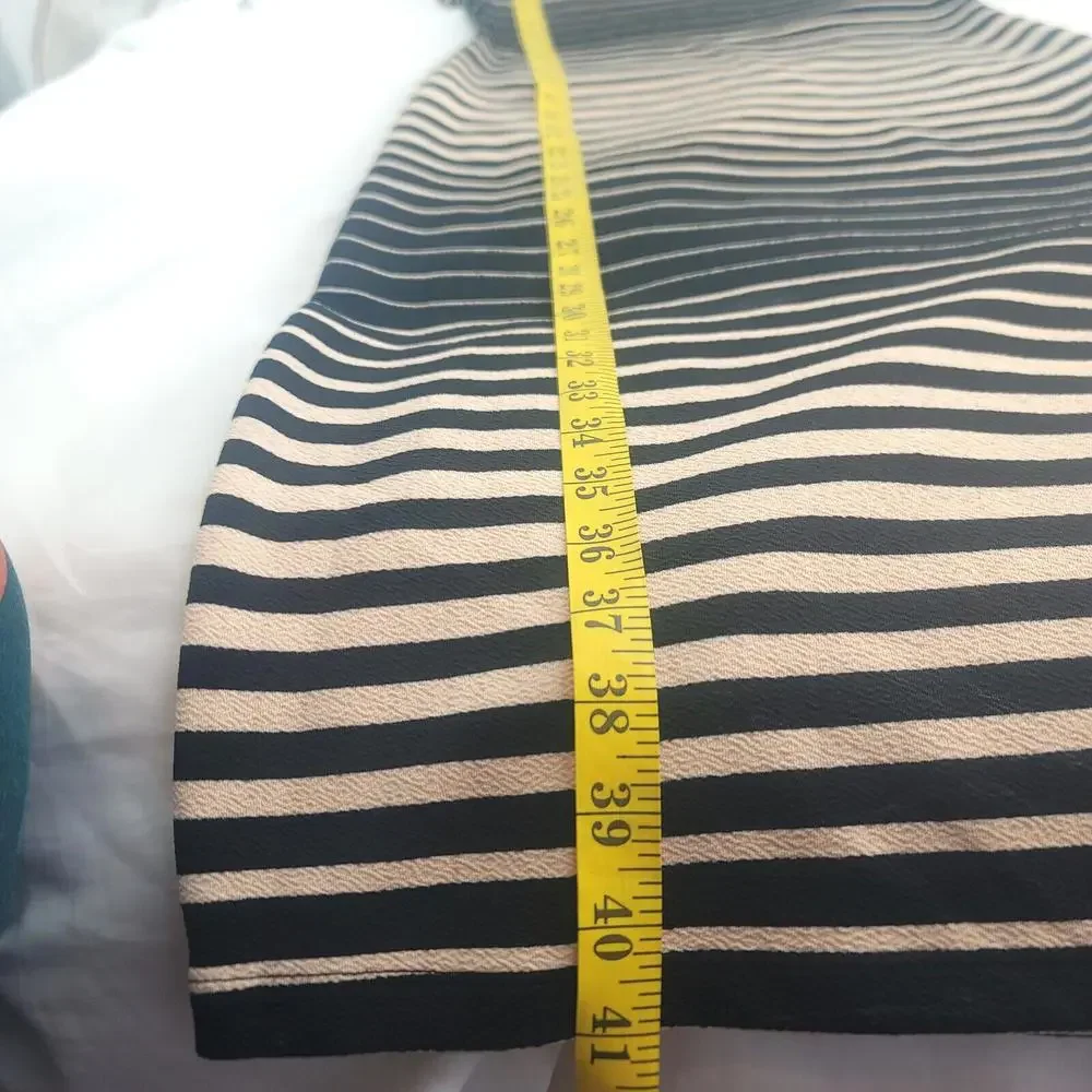 Brat Star Black Tan Horizontal Stripes Stretch Knit Size Medium A-line Dress